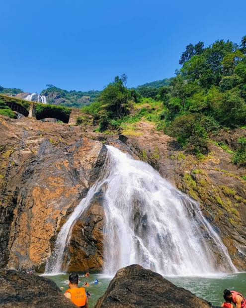 Adventure to Dudhsagar Waterfalls